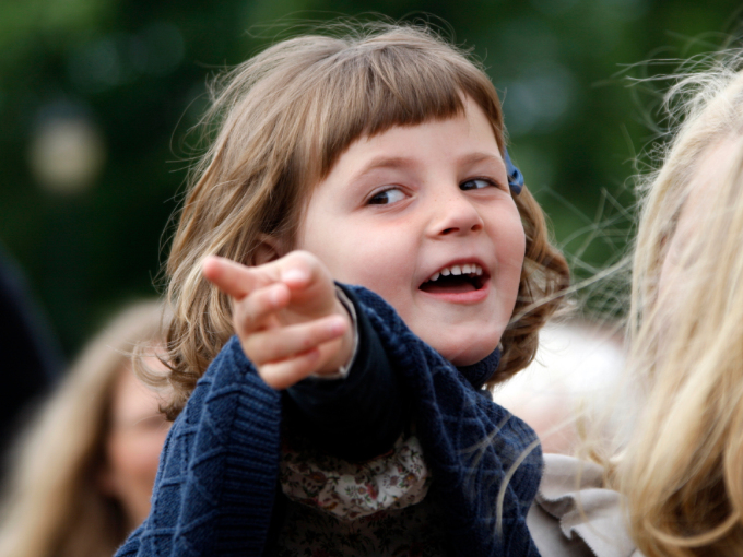Prinsessen møtte Miljøagentene – en miljøorganisasjon for barn – på Slottsplassen i juni 2009. Foto: Lise Åserud, NTB 